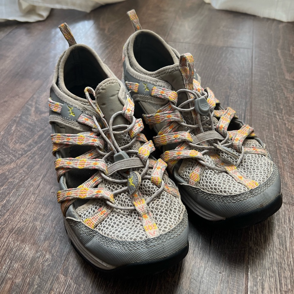 Women’s Chaco, Closed toe sandal, Size 8